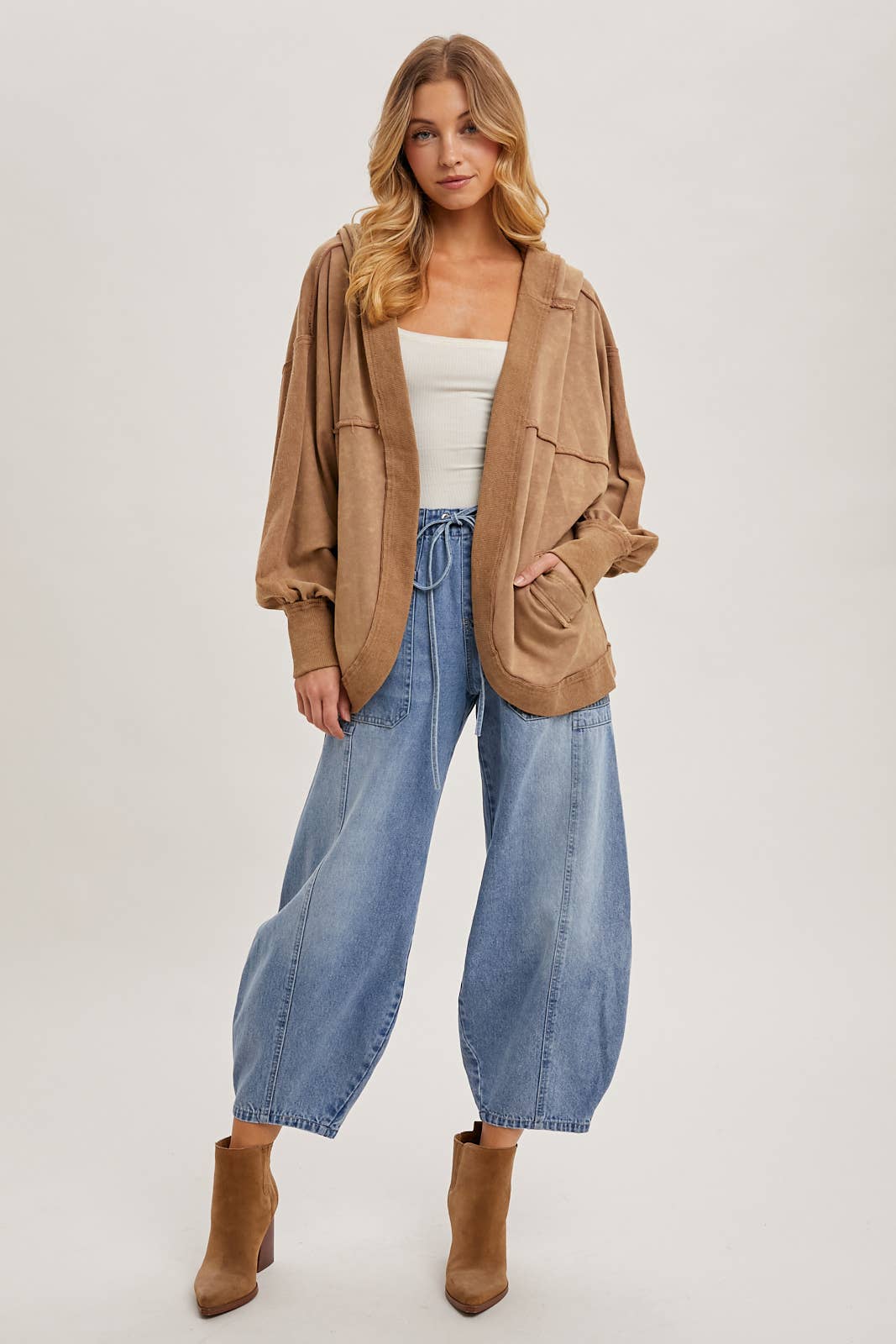 Easy Days Barrel Jeans