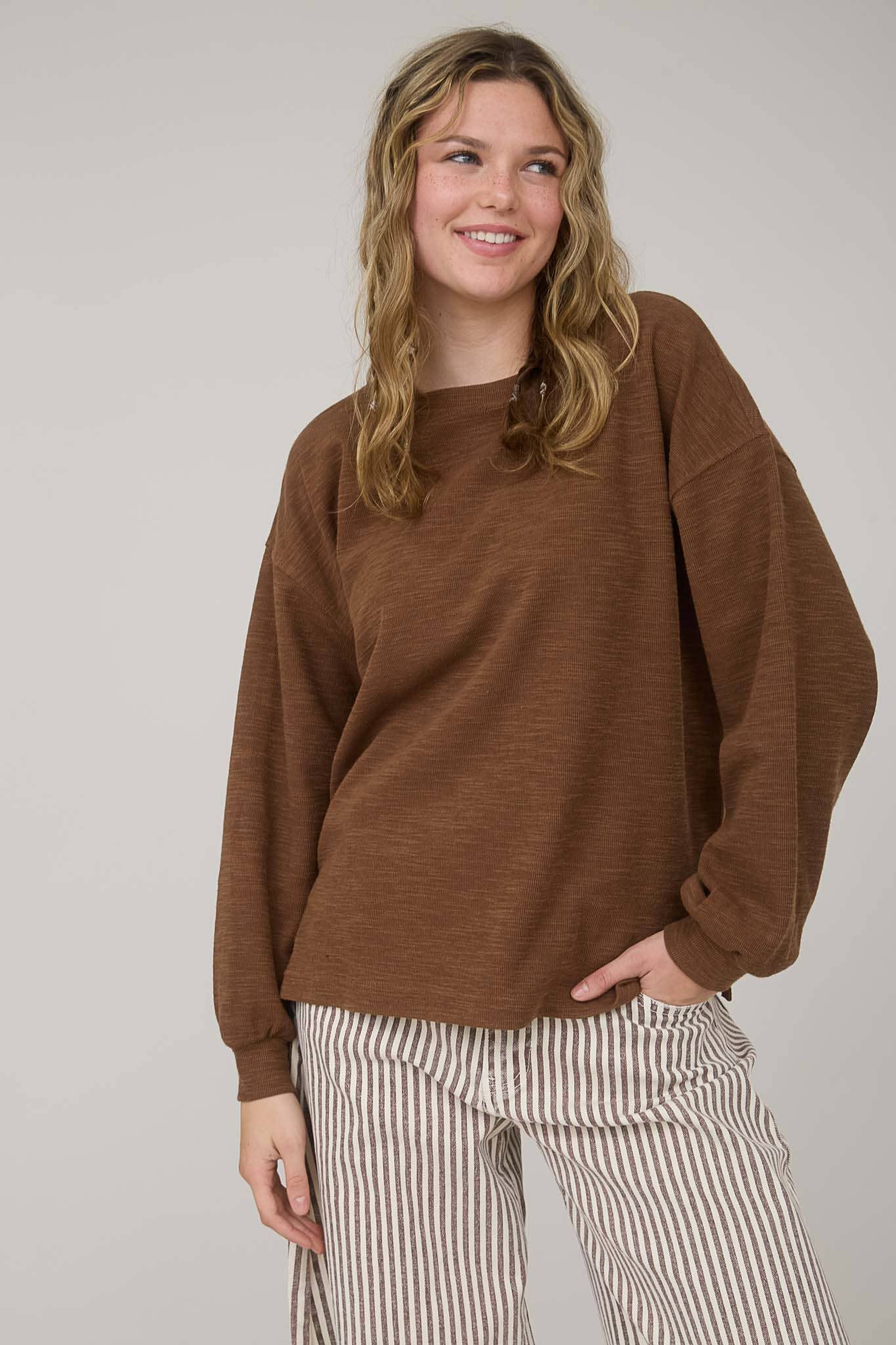 Chestnut Haven Pullover