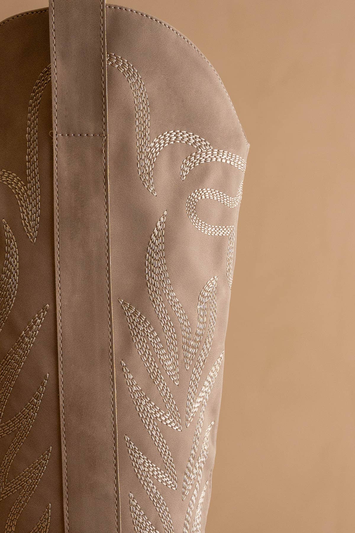 The Sand Ridge Desert Boot
