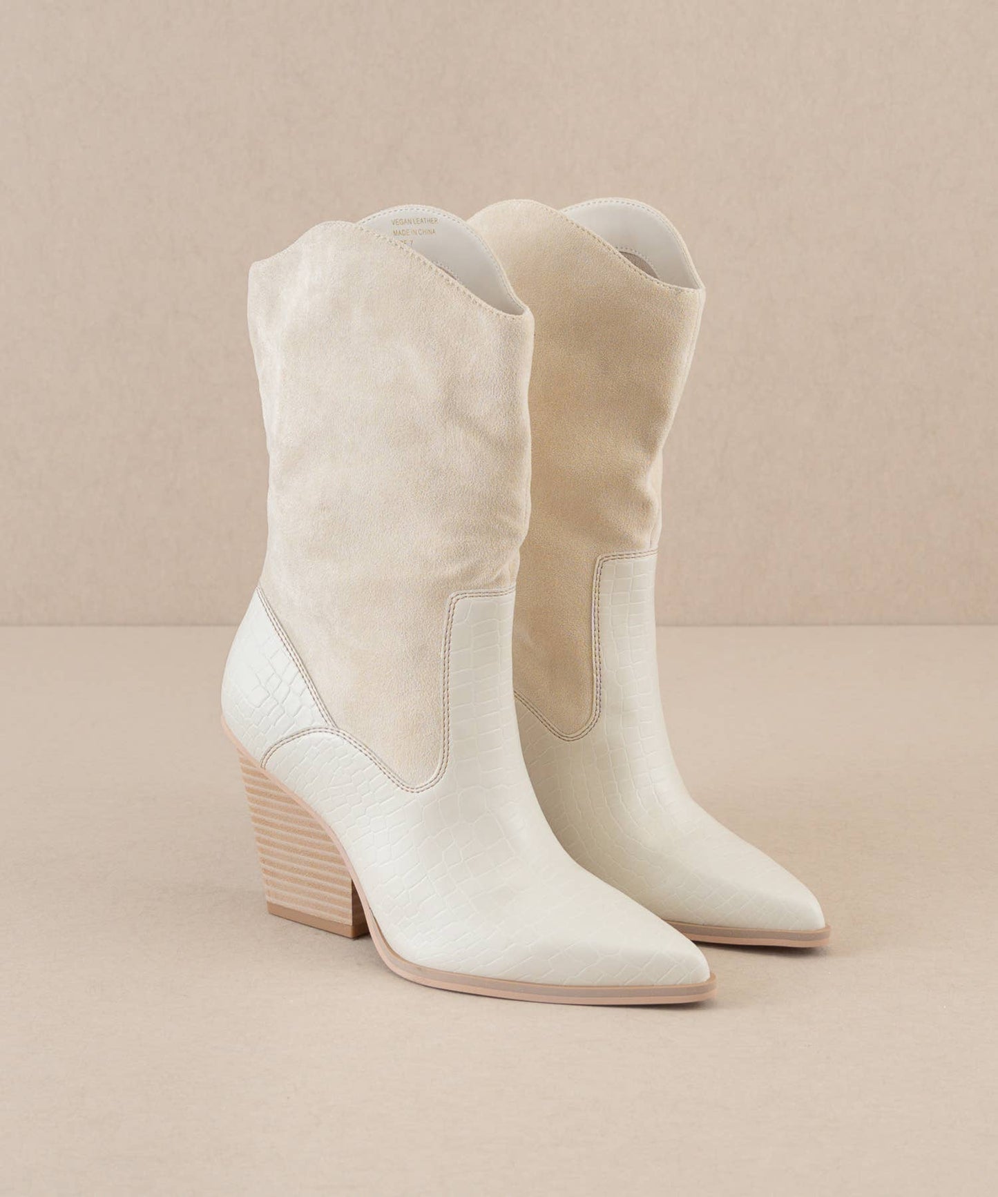 The Londyn Loose Fit Boot: White