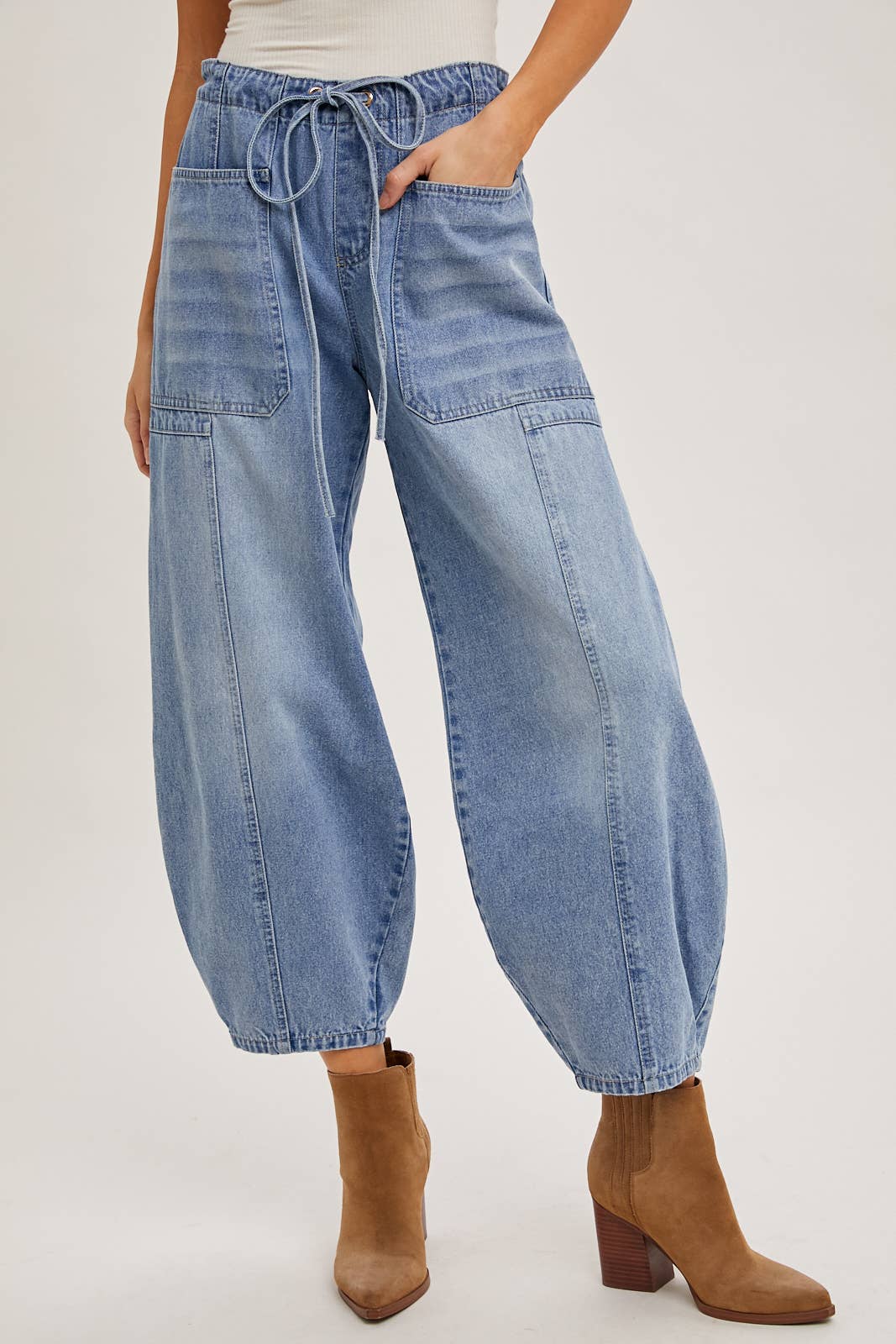 Easy Days Barrel Jeans