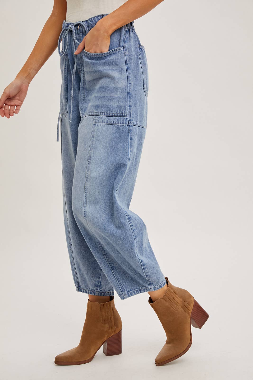 Easy Days Barrel Jeans
