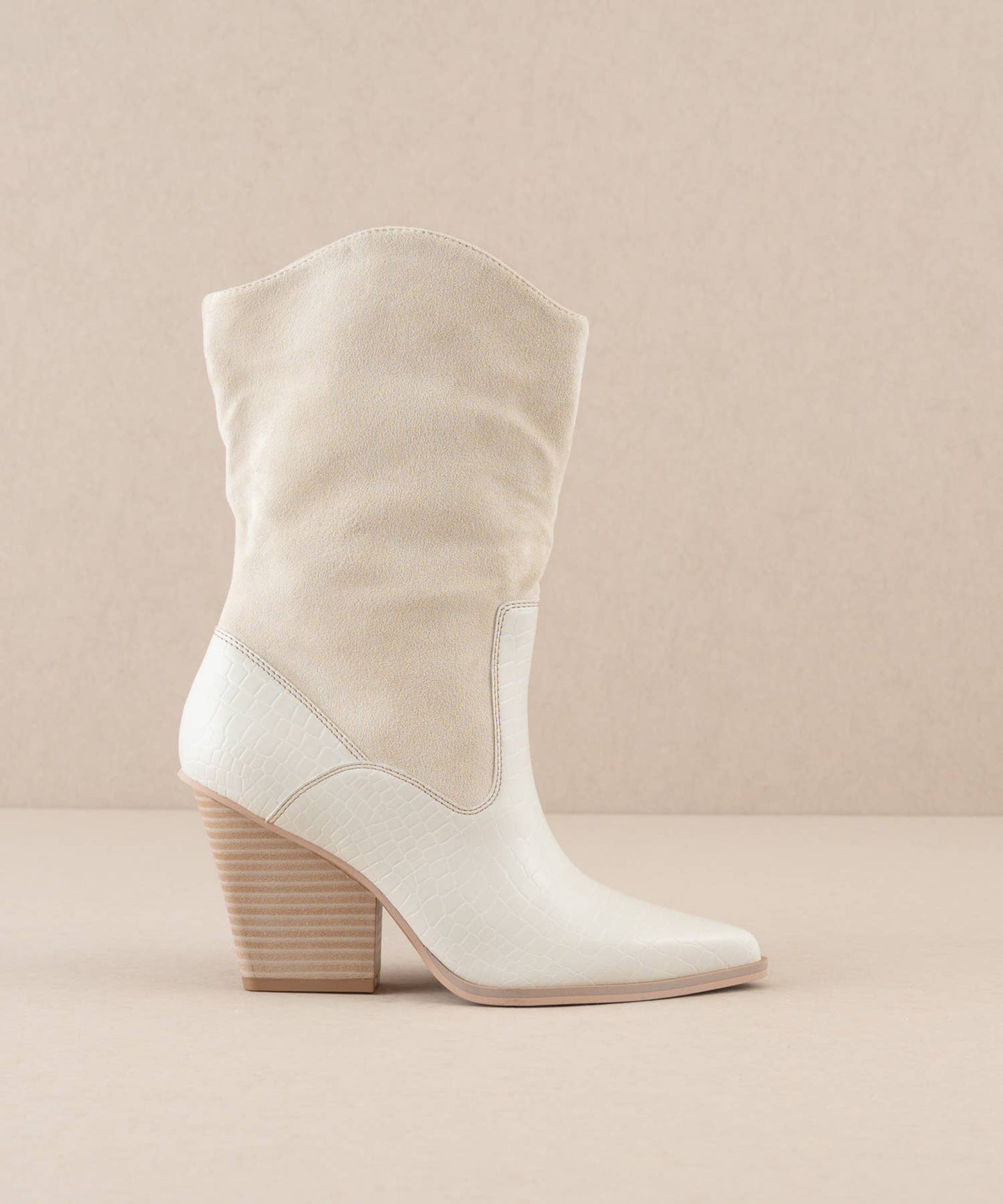 The Londyn Loose Fit Boot: White