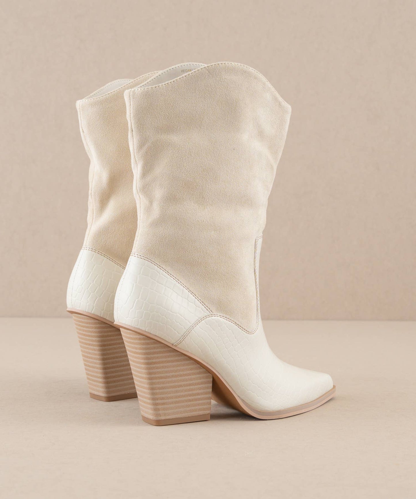 The Londyn Loose Fit Boot: White